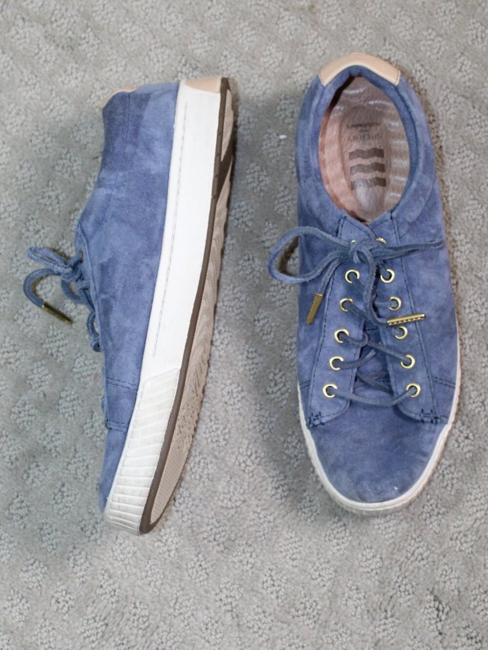 Sperry Size 9 Blue Suede Lace Up Low Top Sneakers